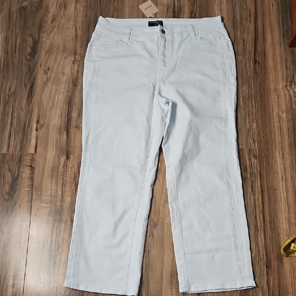 BloomChic Women’s White Jeans Size 16 - Picture 2 of 10